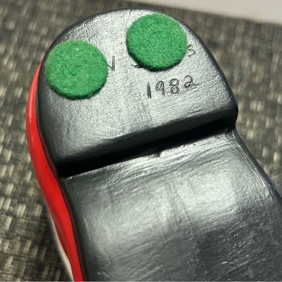 Vintage Santa Ceramic Boot Signed With Holly Vase Planter Holiday Decor 1982 - Picture 10 of 10